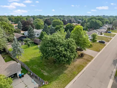 2130 W Jonathon Dr, Appleton, WI 54914 photo 11