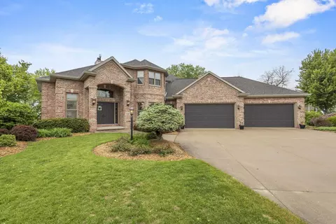 n7897 Edgewater Court, Sherwood, WI 54169