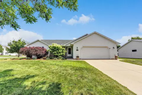 545 Ontario Rd, Green Bay, WI 54311