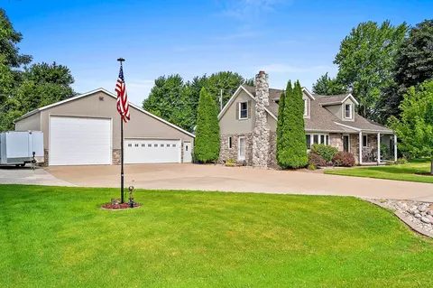 3325 Irene St, Appleton, WI 54913