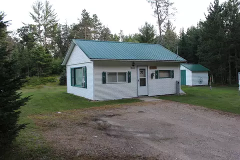 w10305 Chateau Drive, Dunbar, WI 54119