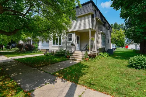 1263 Lawe St, Green Bay, WI 54301