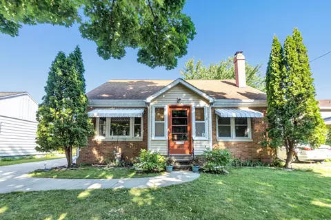 610 Goodell St, Green Bay, WI 54301