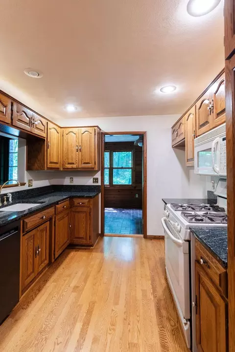 Kitchen - w3936 Highview Drive, Appleton, WI 54913 photo 2 of 4