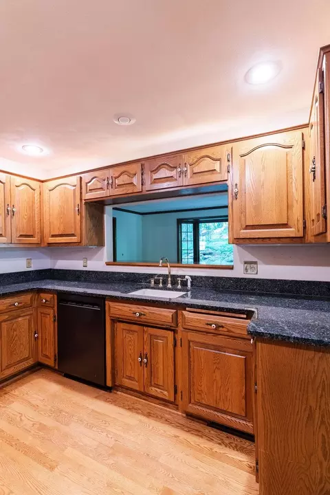 Kitchen - w3936 Highview Drive, Appleton, WI 54913 photo 4 of 4