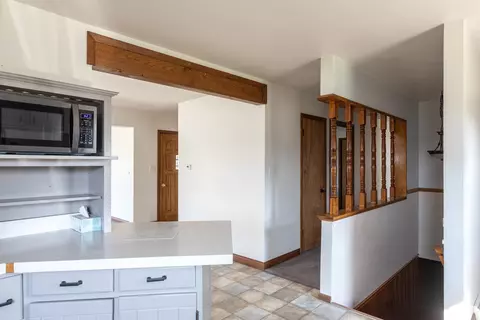 Entry Way - n138 County Road N, Appleton, WI 54915 photo 1 of 2
