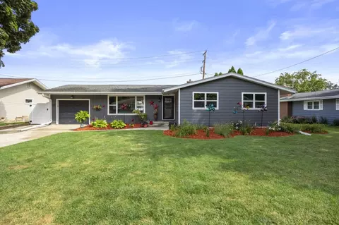 183 Plummer Ct, Neenah, WI 54956