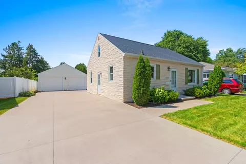 1525 N Outagamie St, Appleton, WI 54914