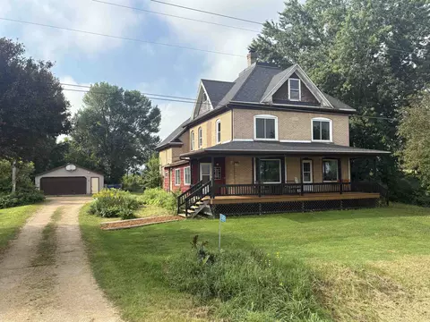 e10129 Wisconsin 156, Clintonville, WI 54929