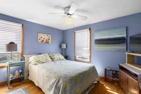 Bedroom - 1725 N Division St, Appleton, WI 54911 photo 2 of 3