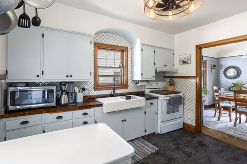 Kitchen - 1725 N Division St, Appleton, WI 54911 photo 2 of 2
