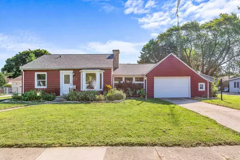 291 Roosevelt St, Fond Du Lac, WI 54935