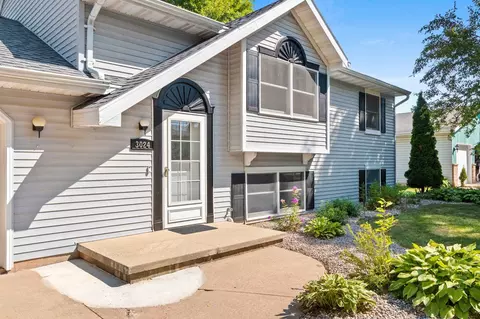 3024 E Forest St, Appleton, WI 54915 photo 3
