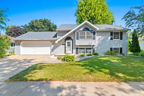 3024 E Forest St, Appleton, WI 54915