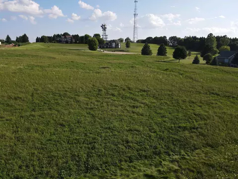 Hackberry Hills Road, Hortonville, WI 54944