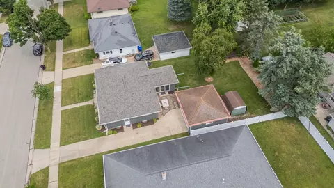 2212 N Summit St, Appleton, WI 54912 photo 39