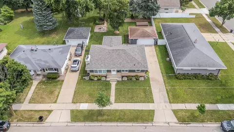 2212 N Summit St, Appleton, WI 54912 photo 36