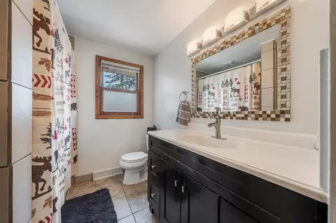 2212 N Summit St, Appleton, WI 54912 photo 13