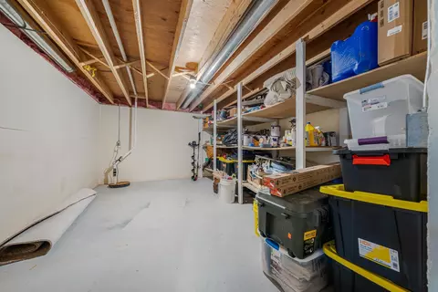 2212 N Summit St, Appleton, WI 54912 photo 24