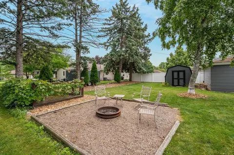 2212 N Summit St, Appleton, WI 54912 photo 30