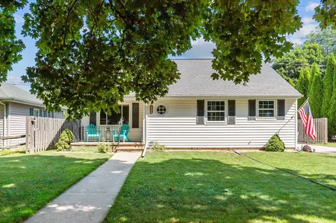 1236 E Frances St, Appleton, WI 54911