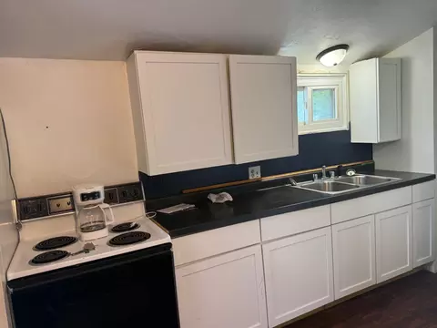 Kitchen - 506 E Spring St, Appleton, WI 54911 photo 3 of 4