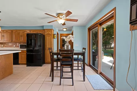 Other - 2114 W Jonathon Dr, Appleton, WI 54914 photo 2 of 12