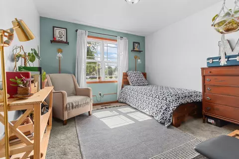 Bedroom - 2546 W Settlers Ct, Appleton, WI 54914 photo 6 of 8