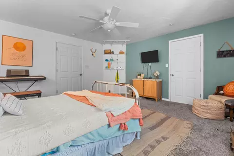 Bedroom - 2546 W Settlers Ct, Appleton, WI 54914 photo 5 of 8