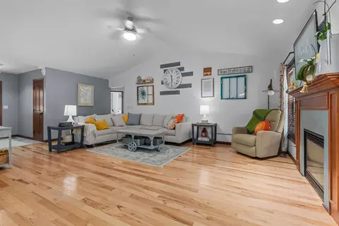 Other - 2546 W Settlers Ct, Appleton, WI 54914 photo 2 of 9