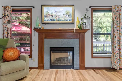 Living - 2546 W Settlers Ct, Appleton, WI 54914 photo 3 of 3