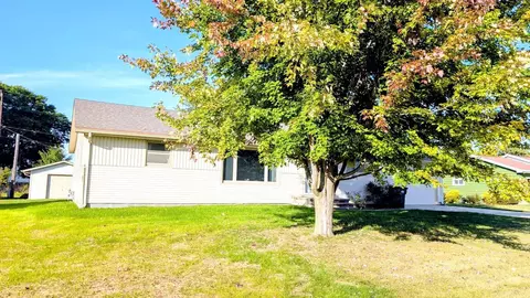 308 Birch Ln, Reedsville, WI 54230