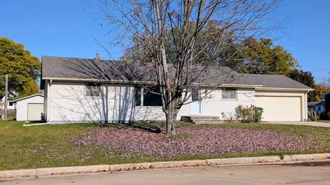 308 Birch Ln, Reedsville, WI 54230