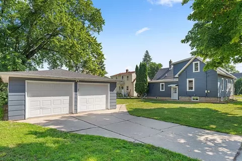Exterior - 1503 N Morrison St, Appleton, WI 54911 photo 2 of 2