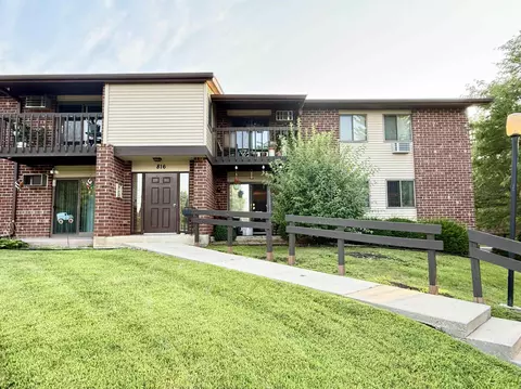 816 S Park Ave #2C, Fond Du Lac, WI 54935