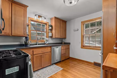 1521 S Memorial Dr, Appleton, WI 54915 photo 14