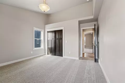 Bedroom - 2951 E Sunstone Pl, Appleton, WI 54913 photo 5 of 7