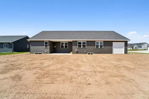 Exterior - 2951 E Sunstone Pl, Appleton, WI 54913 photo 1 of 3