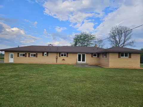 Exterior - n9264 Us 41, Daggett, MI 49821 photo 4 of 8