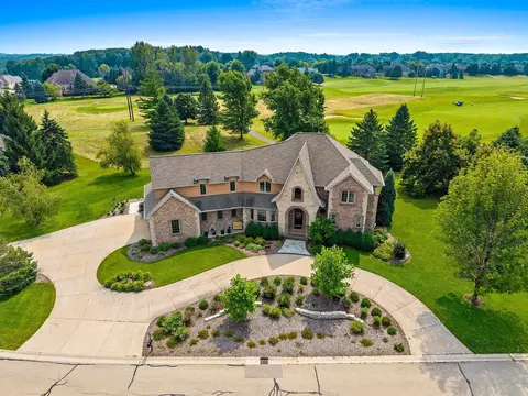 4349 Windemer Ln, Hobart, WI 54155