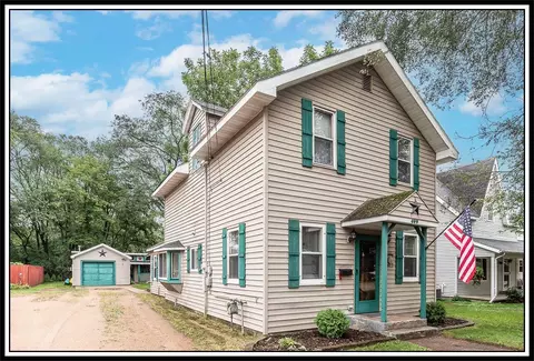 409 Van St, Waupaca, WI 54981