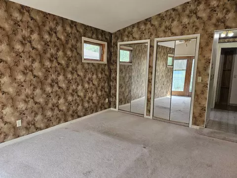 Bedroom - 206 E Sessions St, Waupaca, WI 54981 photo 2 of 3