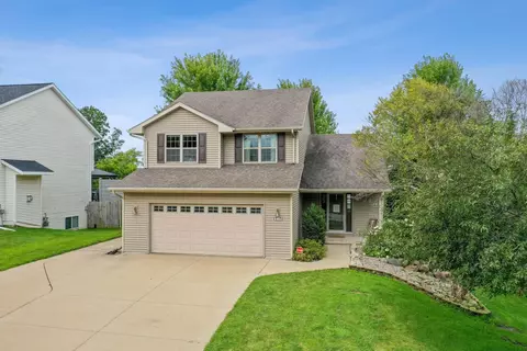 1404 Guns St, Green Bay, WI 54311