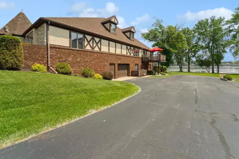 Other - 2213 Sunrise Dr, Appleton, WI 54914 photo 8 of 9