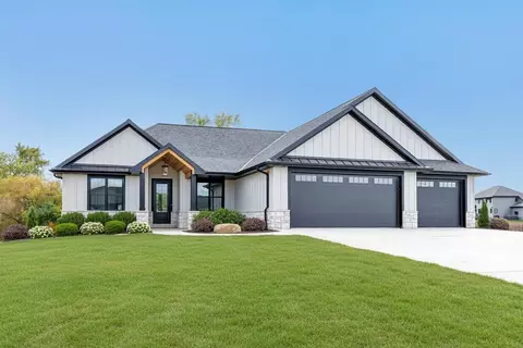 1459 Chickory Ct, De Pere, WI 54115