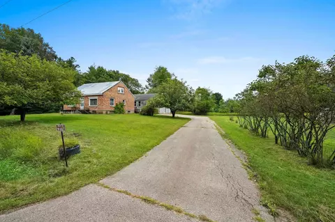 w6827 Lovgren Road, Crivitz, WI 54114