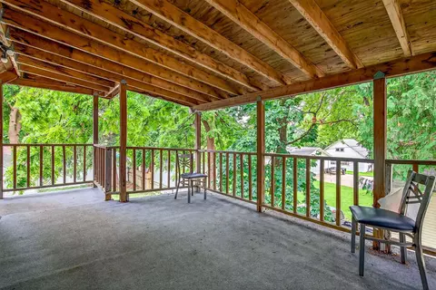 Exterior - 1626 N Oneida St, Appleton, WI 54911 photo 7 of 11