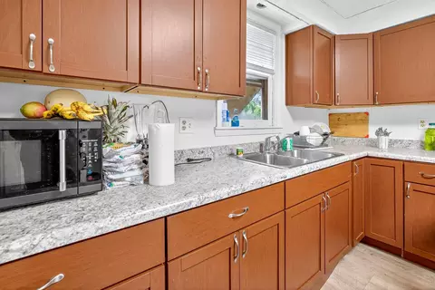 Kitchen - 1626 N Oneida St, Appleton, WI 54911 photo 2 of 7