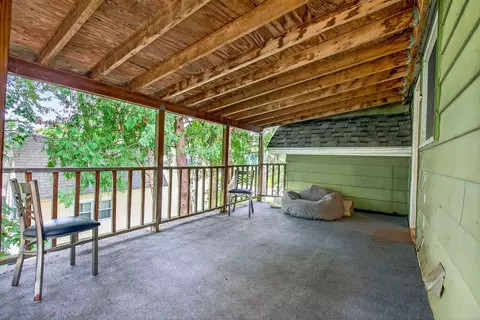 Exterior - 1626 N Oneida St, Appleton, WI 54911 photo 5 of 11