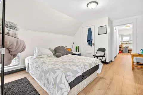 Bedroom - 1626 N Oneida St, Appleton, WI 54911 photo 7 of 10